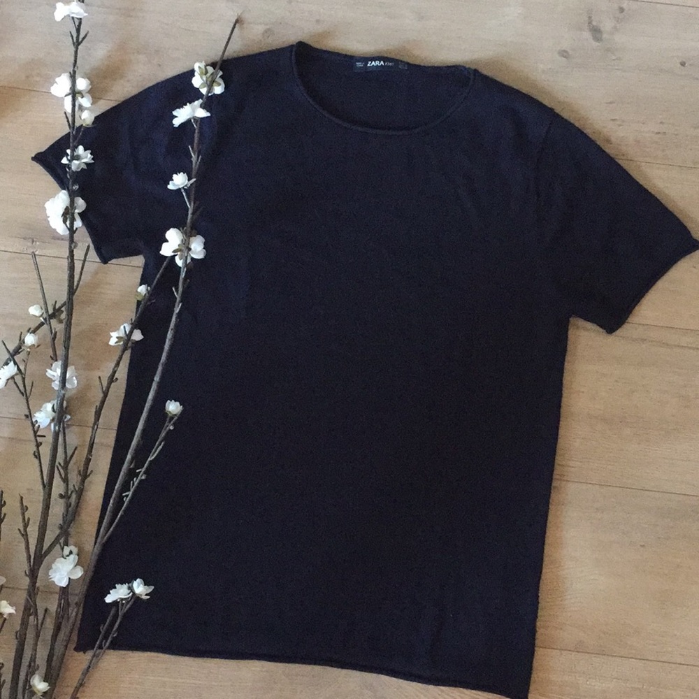 Zara Short Sleeved Knit Shirt